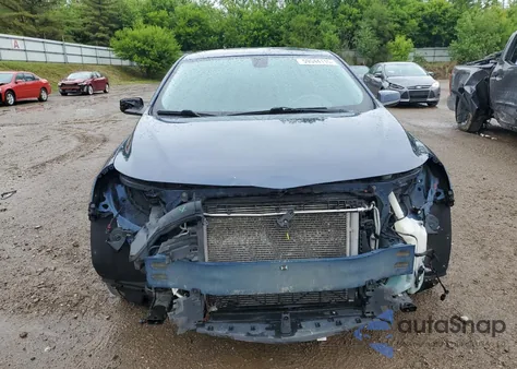 2020 Chevrolet Malibu Lt z USA, uszkodzony, nr VIN 1G1ZD5ST8LF046802